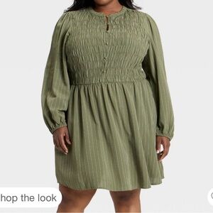 Women's Bishop Long Sleeve Button-Up
Smocked